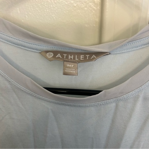 Athleta Cloudlight Hybrid Tank Too Ethereal Blue Size Medium Talk Breathable - Picture 2 of 7